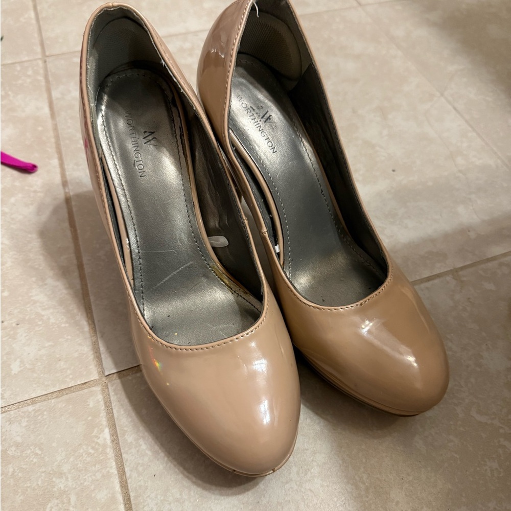 Kenneth Cole Women's Beige Heels